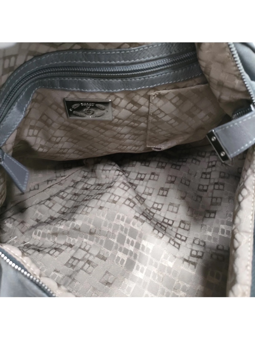 Bally Gray Leather Large Shoulder Hobo Bag - Picture 9 of 14